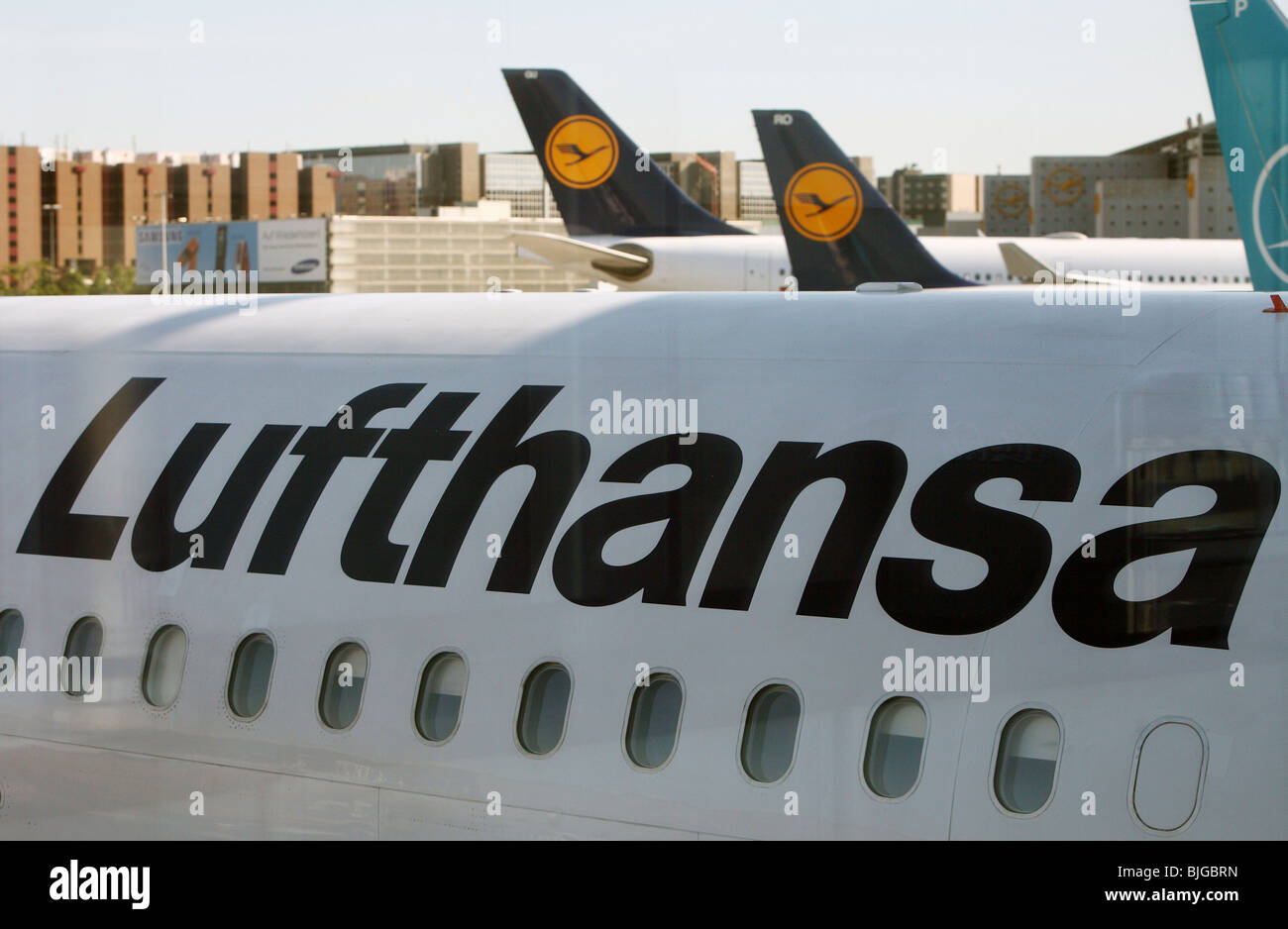 Les avions de la Lufthansa à l'aéroport, Frankfurt, Allemagne Banque D'Images