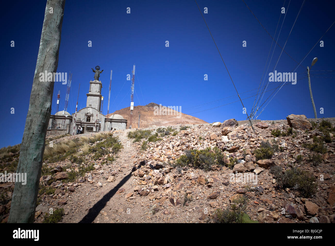 Chapelle en haut de la mine de Cerro Rico, la montagne Santa Rita, Potosi, Altiplano, Cordillère des Andes, la Bolivie, l'Amérique du Sud Banque D'Images