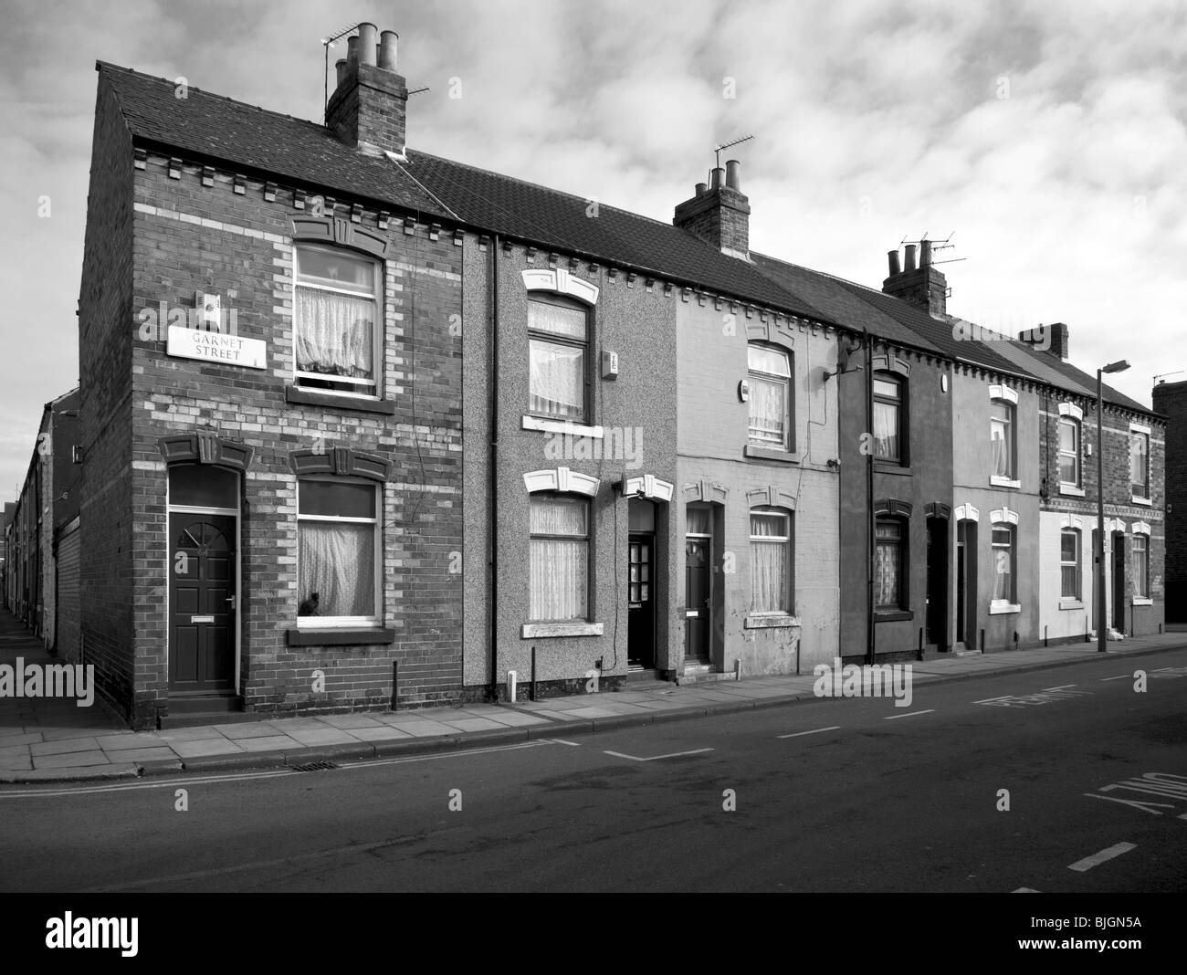 Maisons mitoyennes en briques rouges à Garnet St, terrasse Middlesbrough, architecture, maison, bâtiment,Architecture de maisons urbaines britanniques, North Yorkshire, Royaume-Uni Banque D'Images