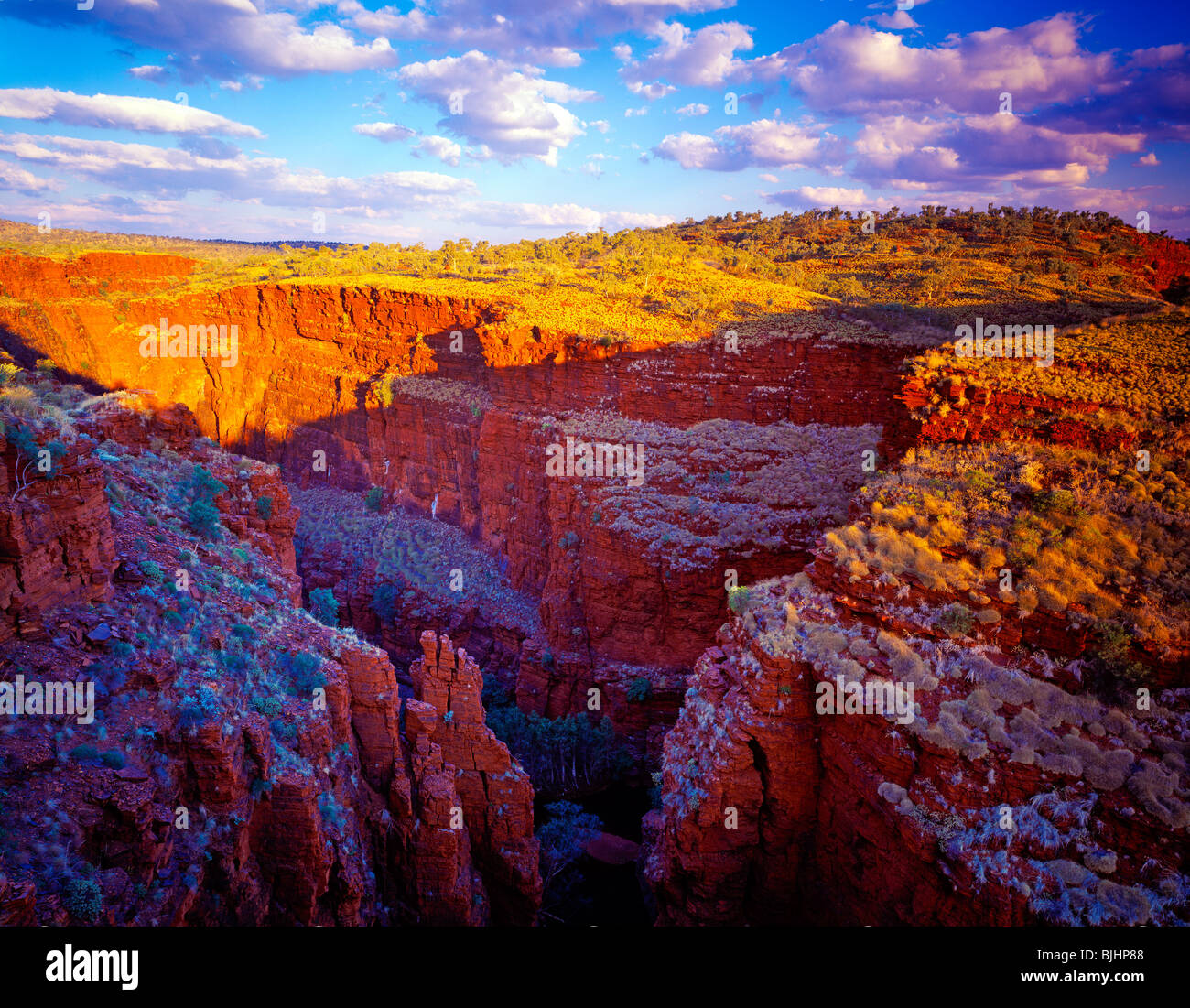 Oxers Lookout voir le parc national de Karijini, Australie occidentale, Australie, région du Pilbara, canyons Coucher du Soleil, Knox, Weano Hancock, rendez-vous Banque D'Images