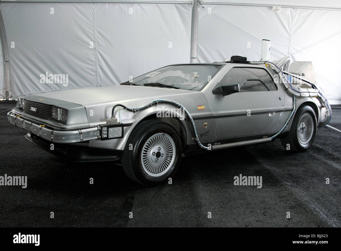 Retour VERS LE FUTUR DELOREAN 31981 GEORGE BARRIS COLLECTION DE KU PETERSEN MUSEUM LOS ANGELES USA 13 mai 2005 Banque D'Images
