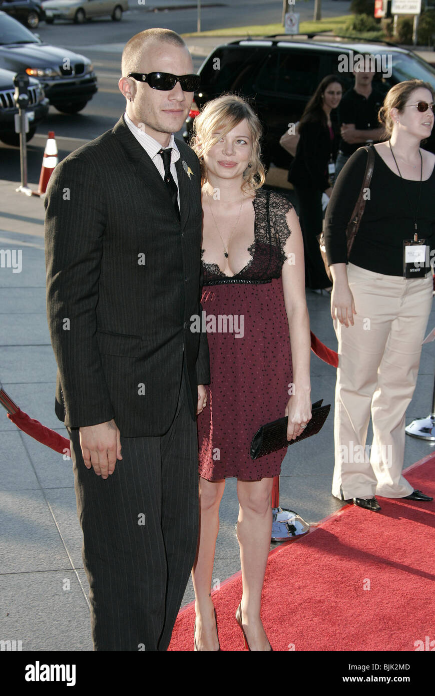 HEATH LEDGER ET MICHELLE WILLIAMS LES FRÈRES GRIMM FILM PREMI DIRECTORS GUILD OF AMERICA HOLLWOOD LA USA 08 Août 2005 Banque D'Images