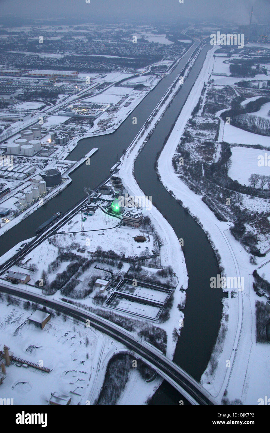 Par antenne, Canal Datteln-Hamm dans la neige, la rivière Lippe Lippe, usine de traitement, Hamm, Ruhr, Rhénanie du Nord-Westphalie, Allemagne, E Banque D'Images