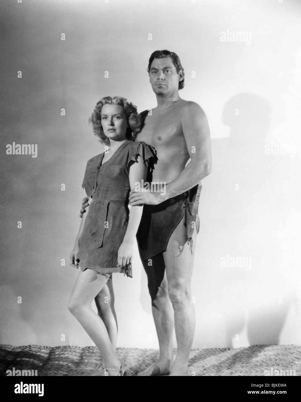 TARZAN ET LES AMAZONES (1945), BRENDA JOYCE, Johnny Weissmuller KURT NEUMANN (DIR) 004 Banque D'Images