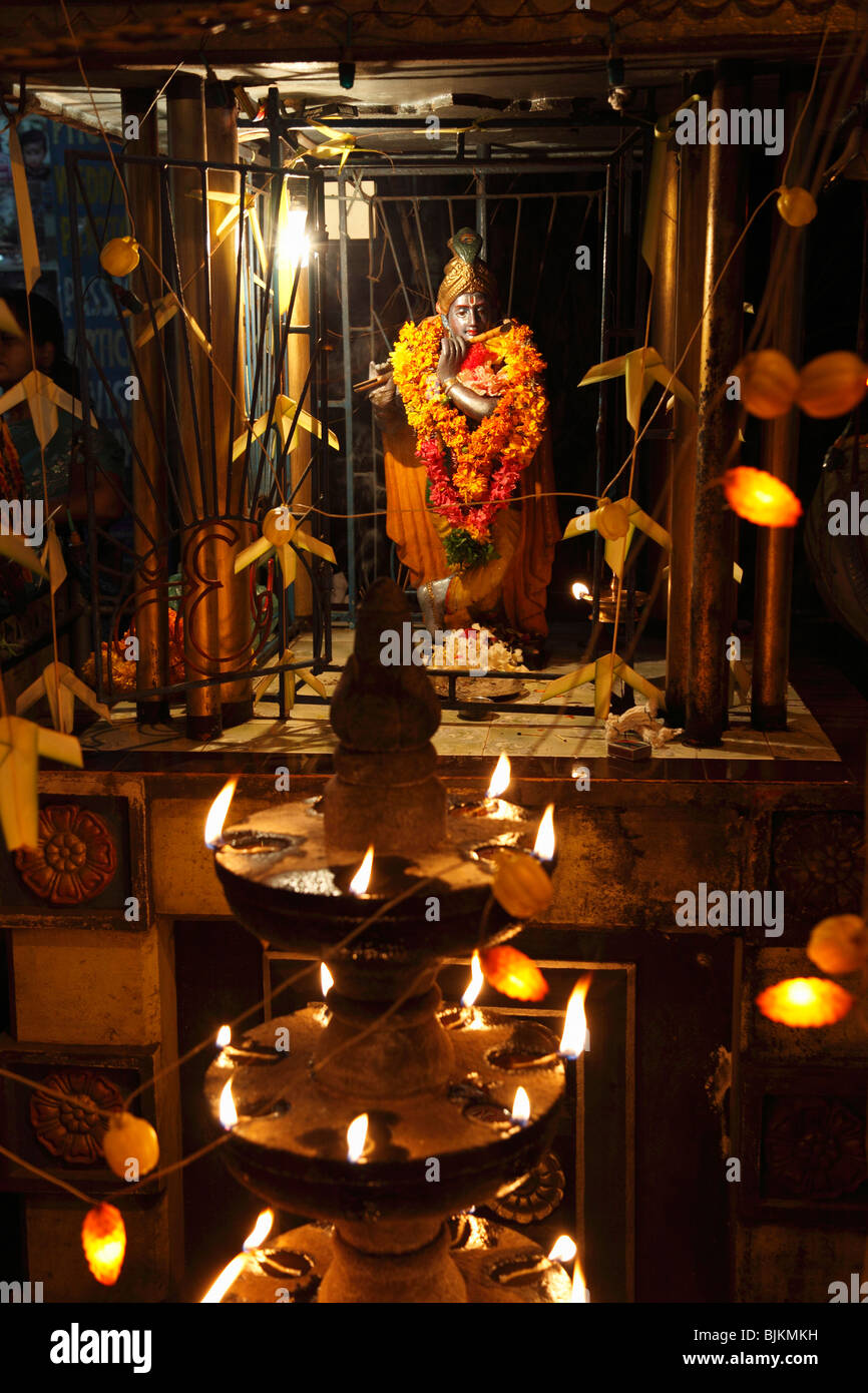 Hindou décoré de culte, temple fête à Pulinkudi, l'état du Kerala, en Inde, en Asie Banque D'Images