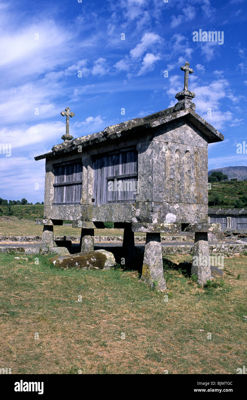 Espigueiros traditionnelles, ou les greniers, de Lindoso, nord du Portugal. Banque D'Images