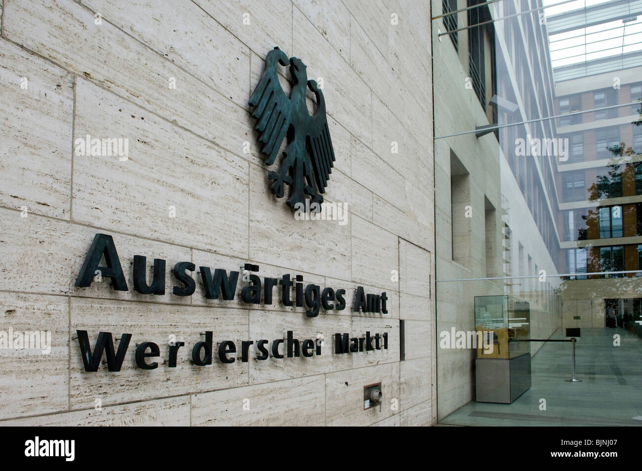 Entrée du ministère fédéral des affaires étrangères à Berlin, Allemagne Banque D'Images
