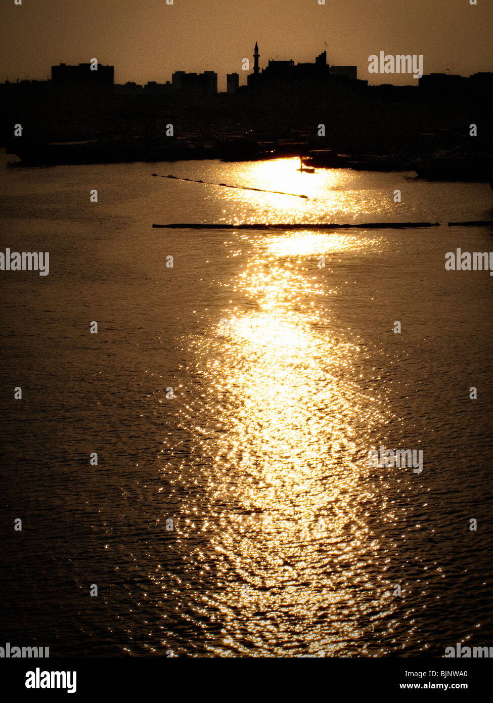 Doha, Qatar sur la baie Banque D'Images