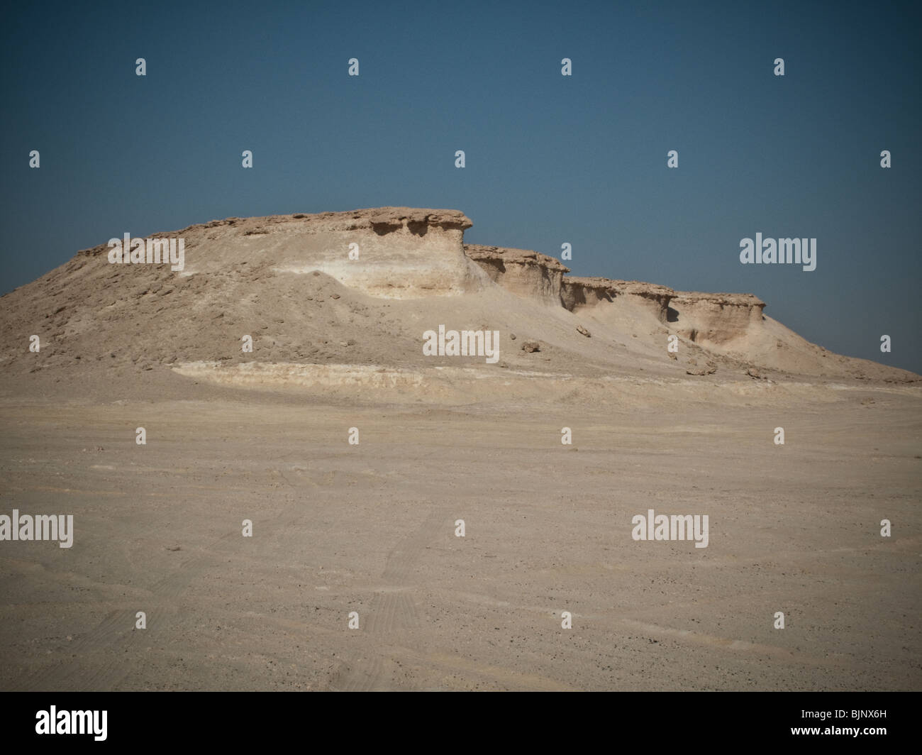 Bluffs dans le désert Banque D'Images