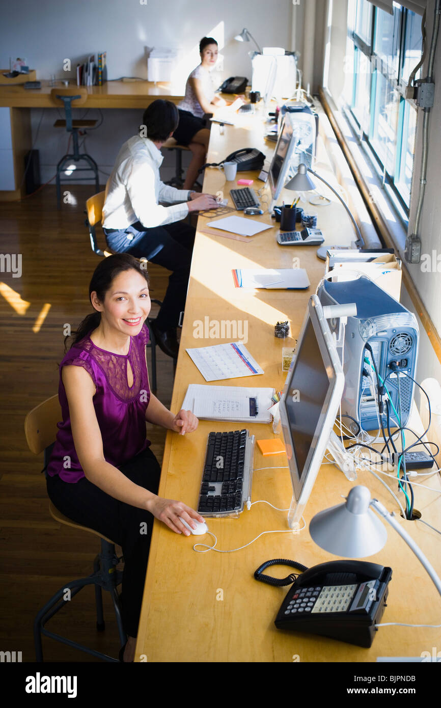 Businesswoman working Banque D'Images