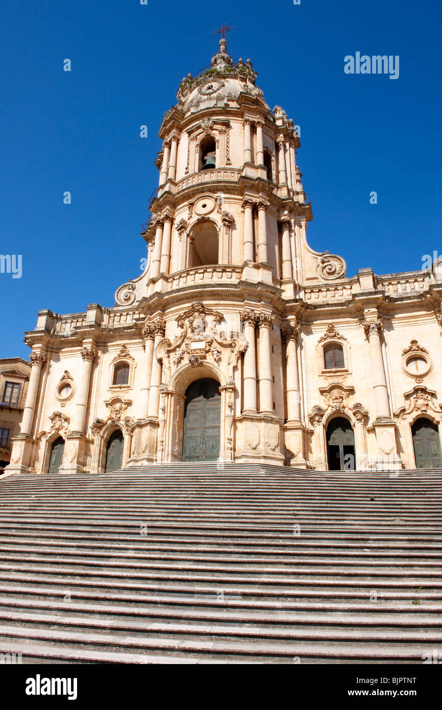 L'église baroque de St George conçu par Gagliardi 1702 , Modica, Sicile Banque D'Images