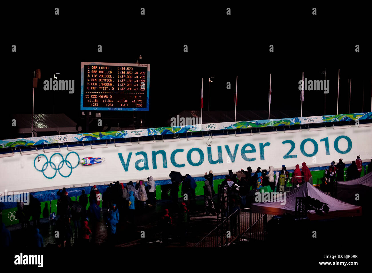 C'est une image de l'événement de luge sur le centre de glisse de Whistler durant les Jeux Olympiques d'hiver de 2010. Banque D'Images