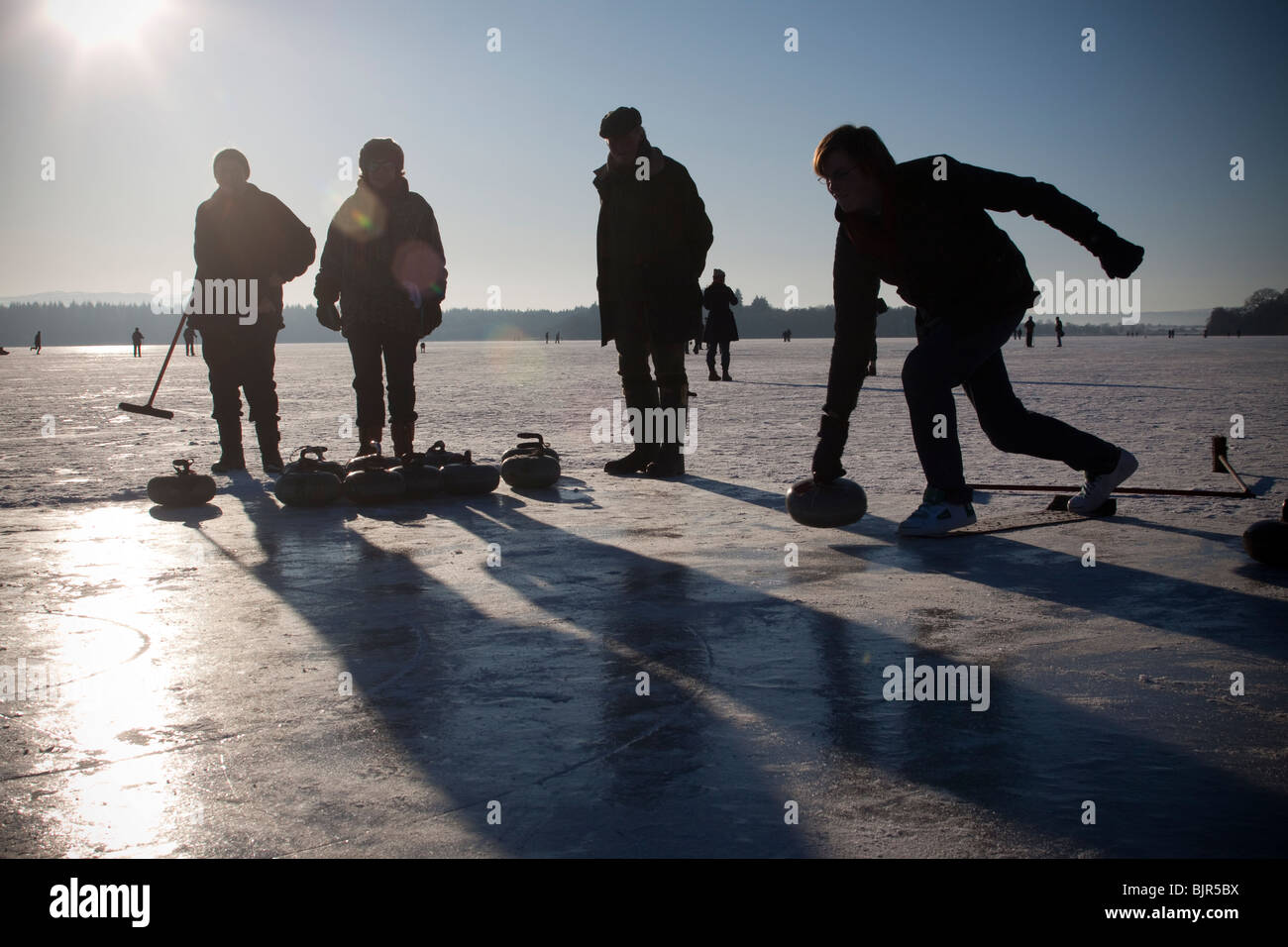 Curling sur le lac de Menteith Ecosse Banque D'Images