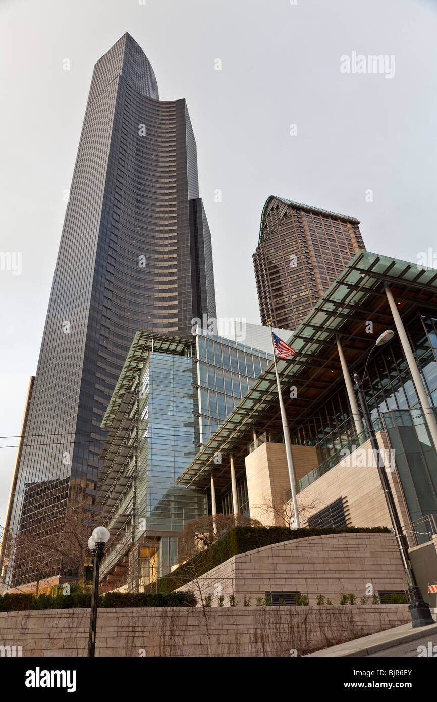 L'Hôtel de Ville, Centre de la Colombie-Britannique et ATT Gateway Tower, Seattle, Washington USA Banque D'Images