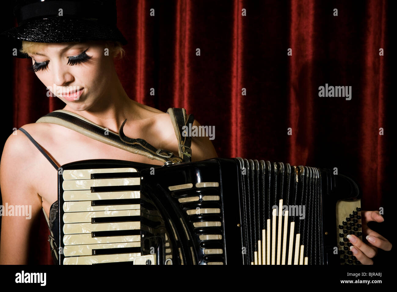 Femme, studio shot Banque D'Images