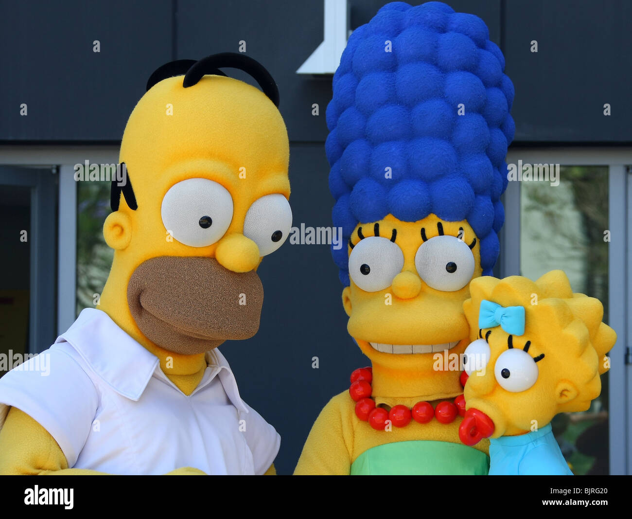 HOMER SIMPSON MARGE SIMPSON MAGGIE SIMPSON PREMIER JOUR QUESTION DES SIMPSONS STAMPS US POSTAL SERVICE CENTURY CITY LOS ANGELES Banque D'Images
