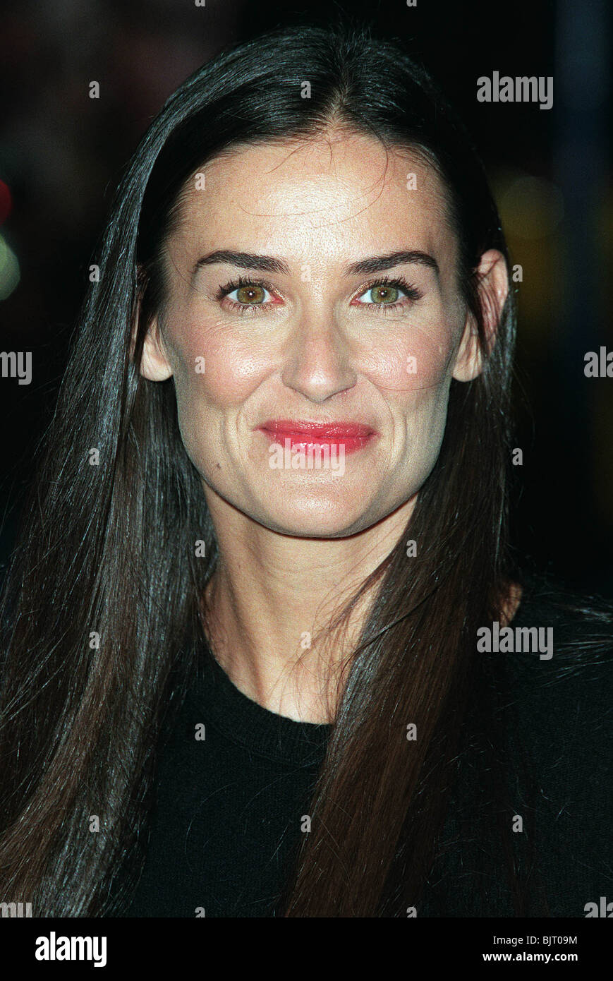 DEMI MOORE "bandits" FILM PREMIER LA HOLLYWOOD LA USA 04 Octobre 2001 Banque D'Images