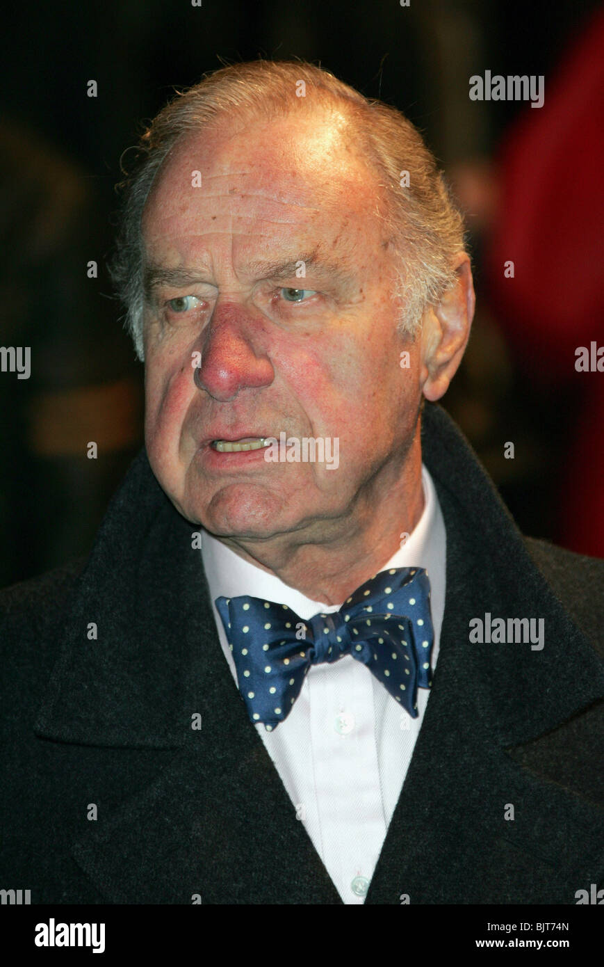 GEOFFREY PALMER PREMIER FILM Madame Henderson Présente VUE WEST END Leicester Square Londres Angleterre 23 Novembre 2005 Banque D'Images