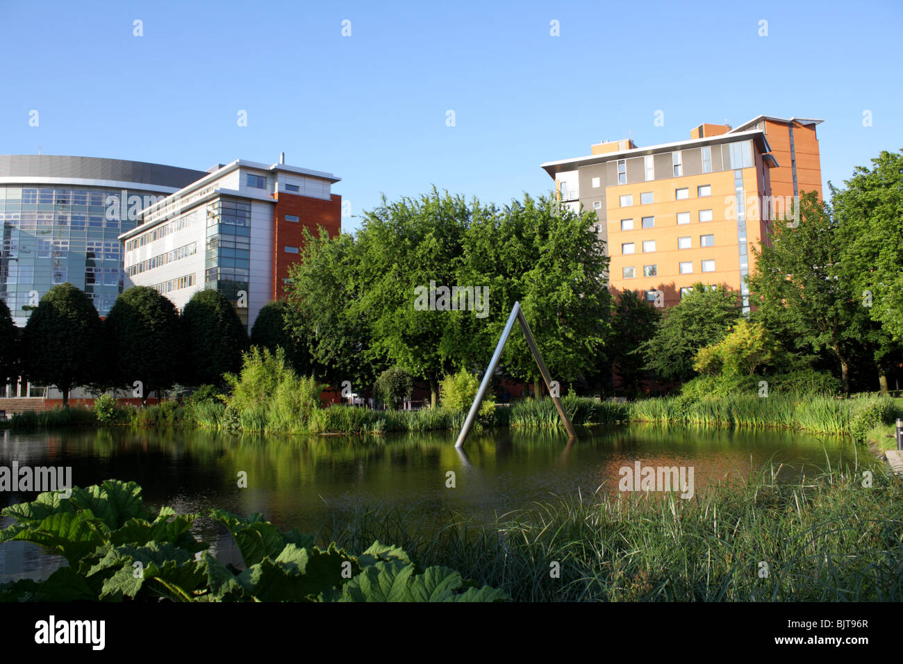 L'Université d'Aston, au bord du lac de Birmingham West Midlands, Grande-Bretagne 2009 Banque D'Images