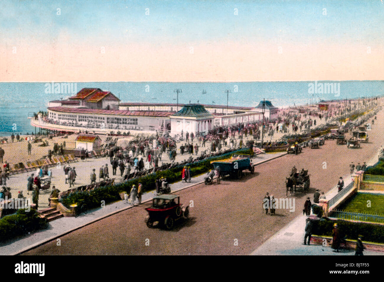 Le kiosque et la promenade, Worthing, West Sussex, au début du xxe siècle. Artiste : Inconnu Banque D'Images