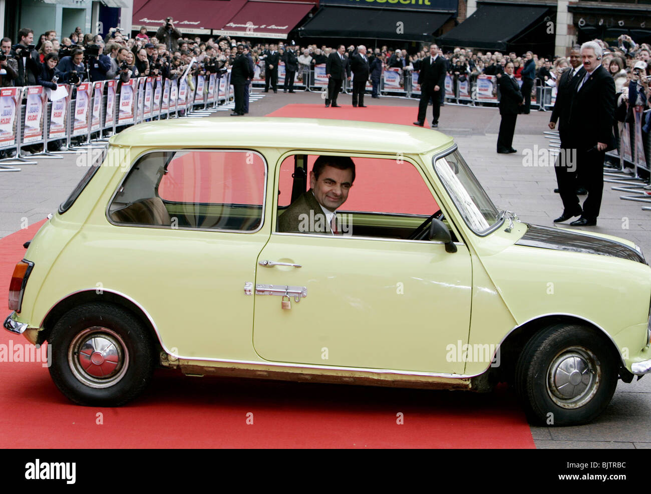 ROWAN ATKINSON MR.BEAN'S HOLIDAY UK Charity FILM PREMIERE L'ODEON Leicester Square Londres Angleterre 25 Mars 2007 Banque D'Images