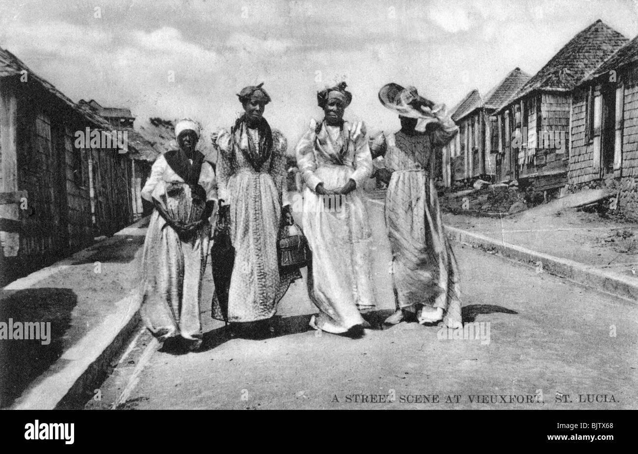 Une scène de rue à Vieuxfort, St Lucia, au début du xxe siècle. Artiste : Inconnu Banque D'Images