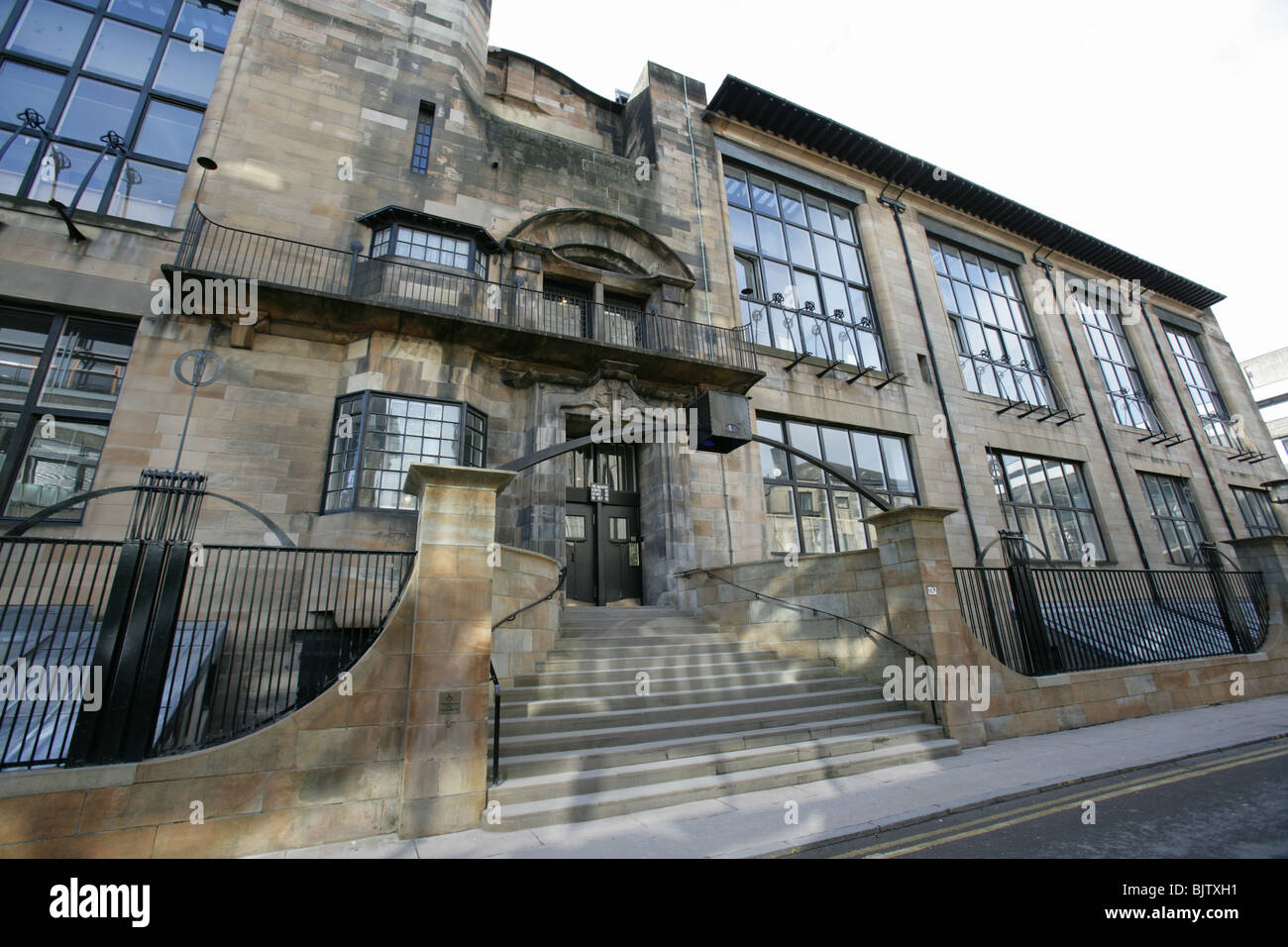 Ville de Glasgow, en Écosse. Entrée principale de la Charles Rennie Mackintosh conçu Glasgow School of Art. Banque D'Images
