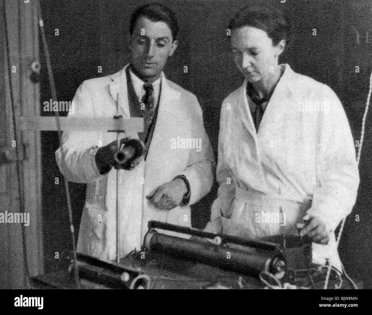 Irene joliot curie Banque de photographies et d’images à haute