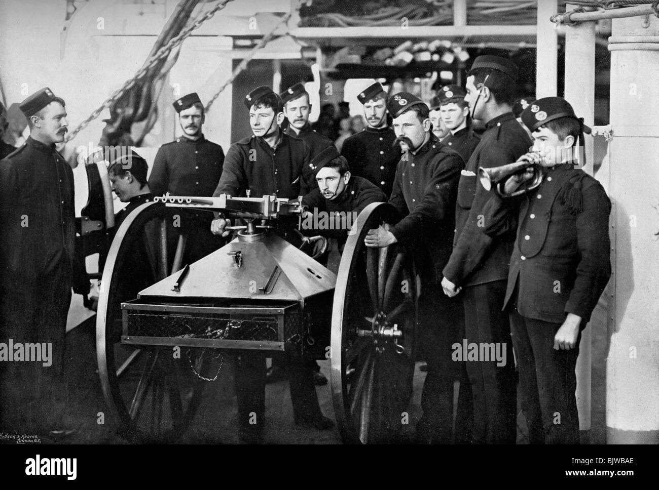 Repousser les frontières de l'exercice, Sheerness Gunnery School, Kent, 1896. Artiste : Grégoire & Co Banque D'Images