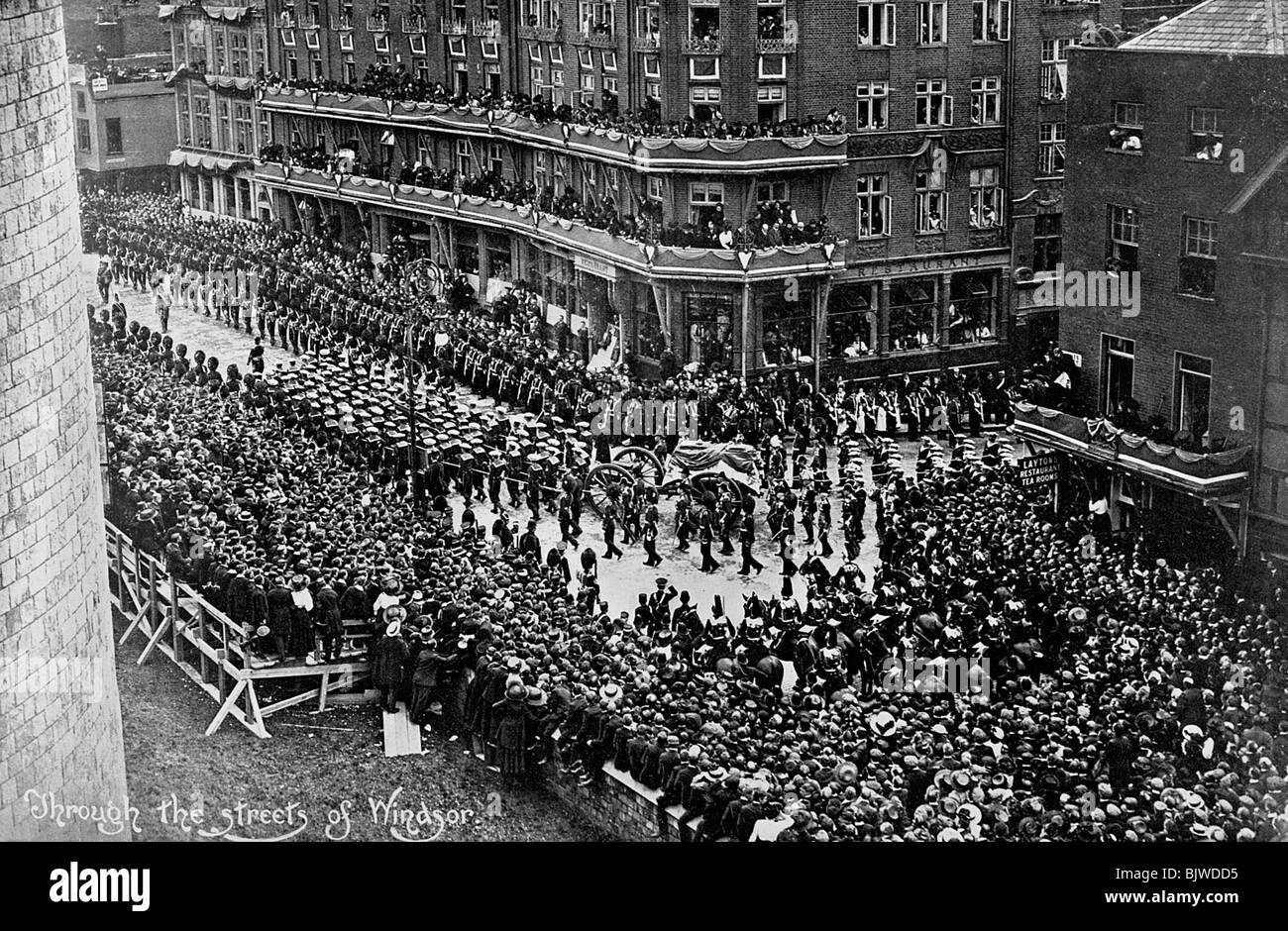 Cortège funéraire du roi Édouard VII, Windsor, Berkshire, 1910. Artiste : Inconnu Banque D'Images