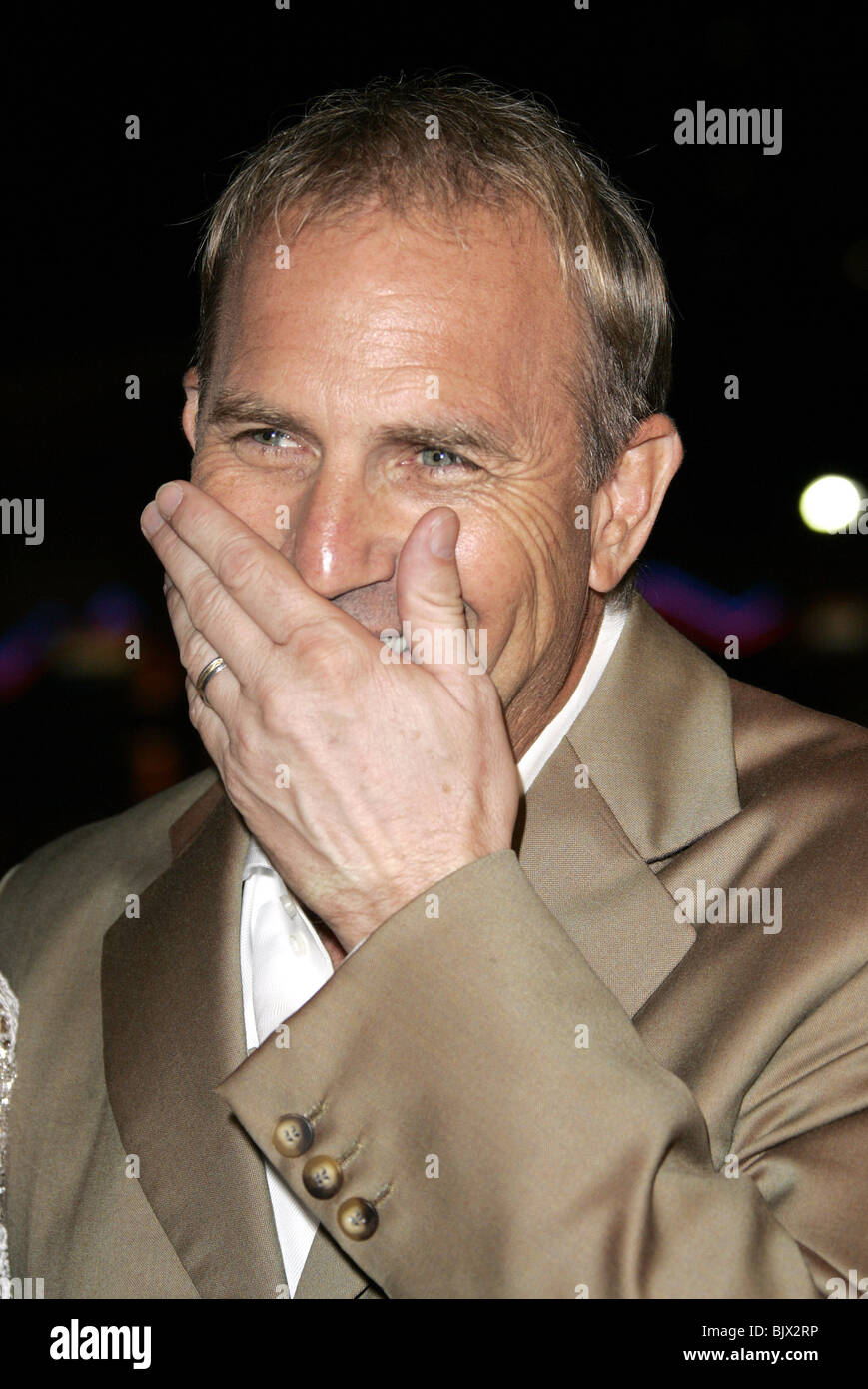 L'ENVERS DE KEVIN COSTNER FILM COLÈRE PREMIERE WESTWOOD LOS ANGELES USA 03 Mars 2005 Banque D'Images