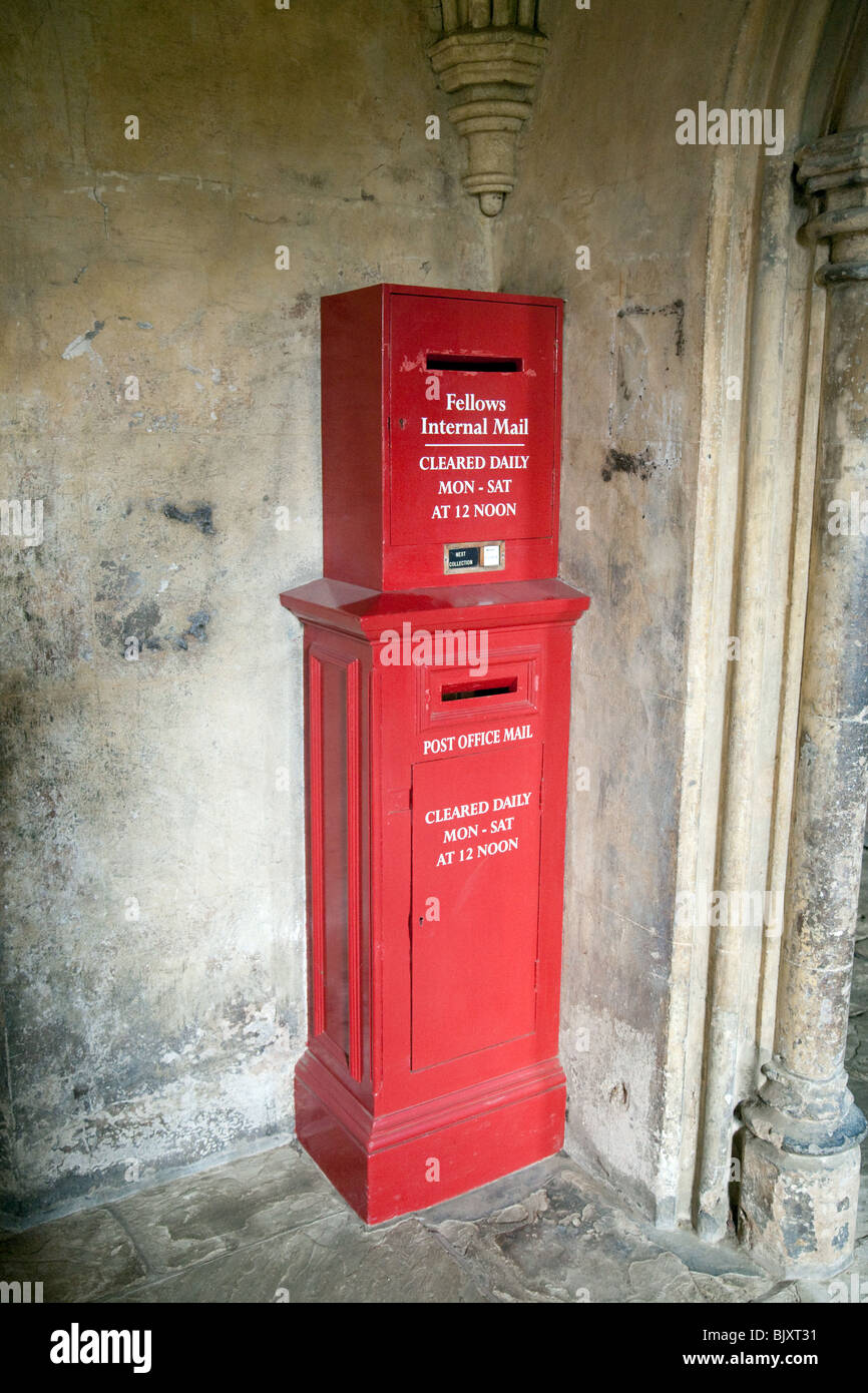 Les étudiants et les boursiers post box, St John's College, Université de Cambridge, Cambridge UK Banque D'Images