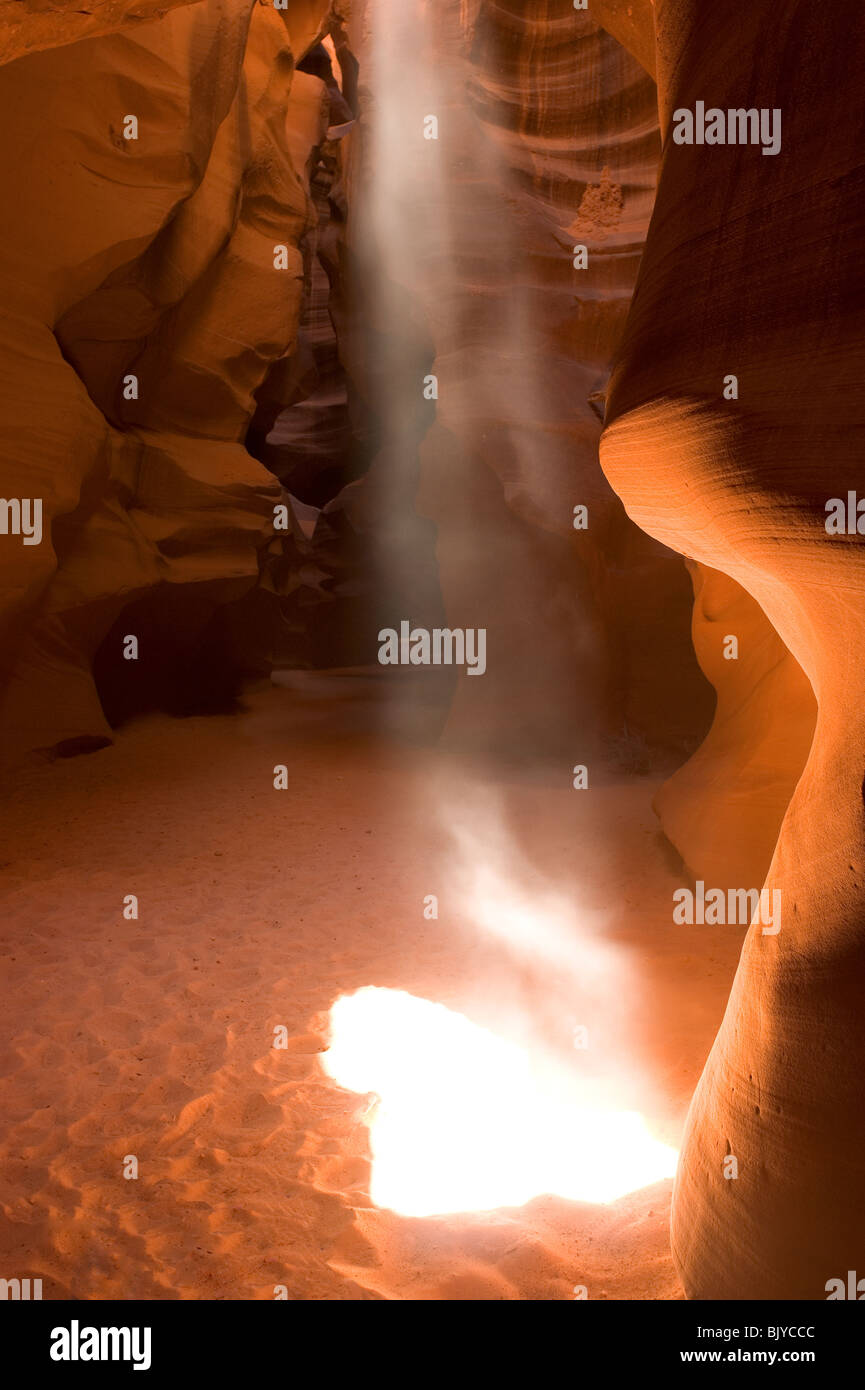 Un Slot Canyon dans l'Arizona sur l'Antilope appelée Nation Navajo Land Banque D'Images