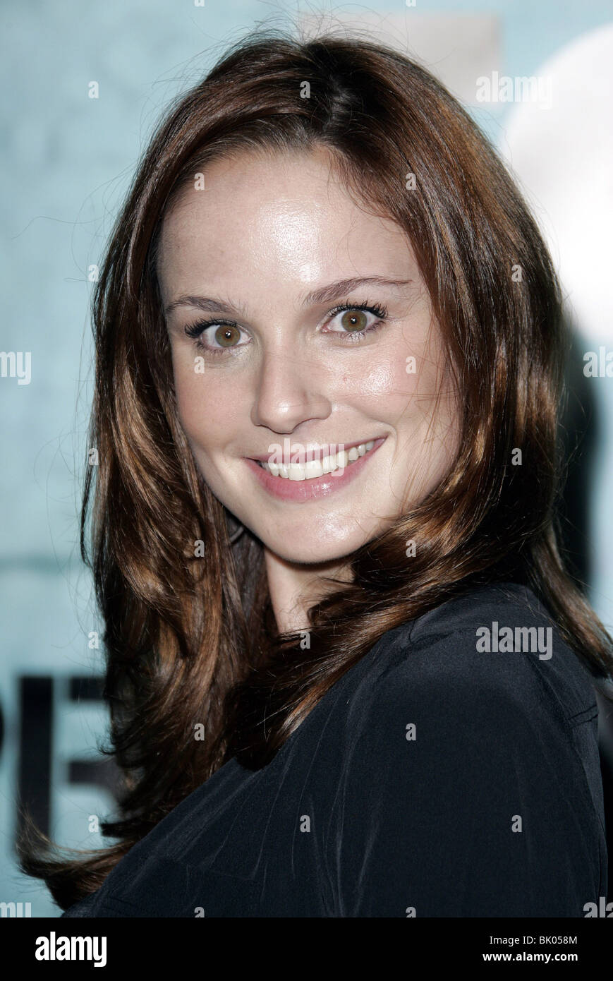 Sarah wayne callies Banque de photographies et d'images à haute résolution  - Alamy