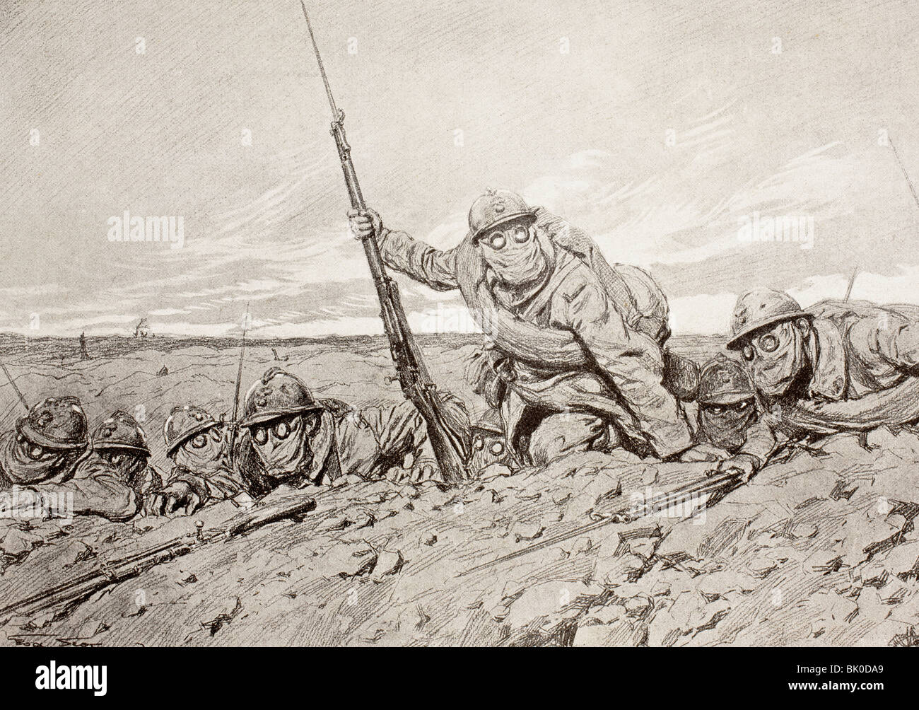 L'infanterie française portant des masques à gaz en laissant leurs tranchées pour charger l'ennemi pendant la bataille de Verdun. Banque D'Images