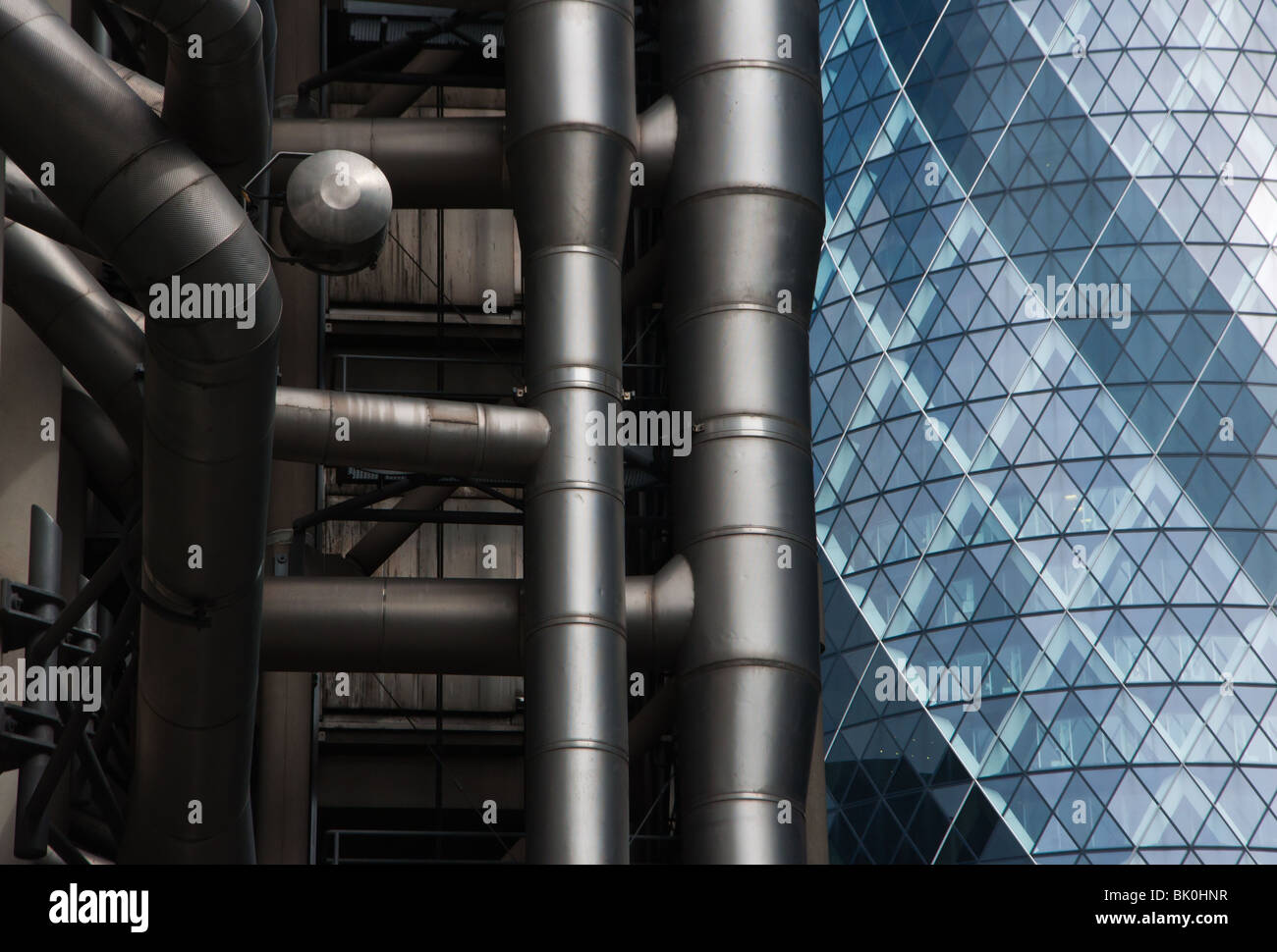 Résumé de la Lloyds de Londres et le Gherkin bâtiments Banque D'Images