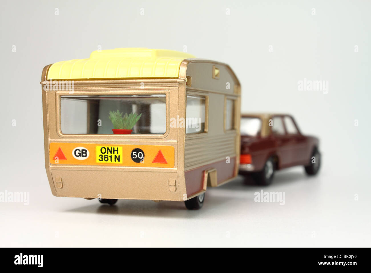 Toy caravan Banque de photographies et d'images à haute résolution - Alamy