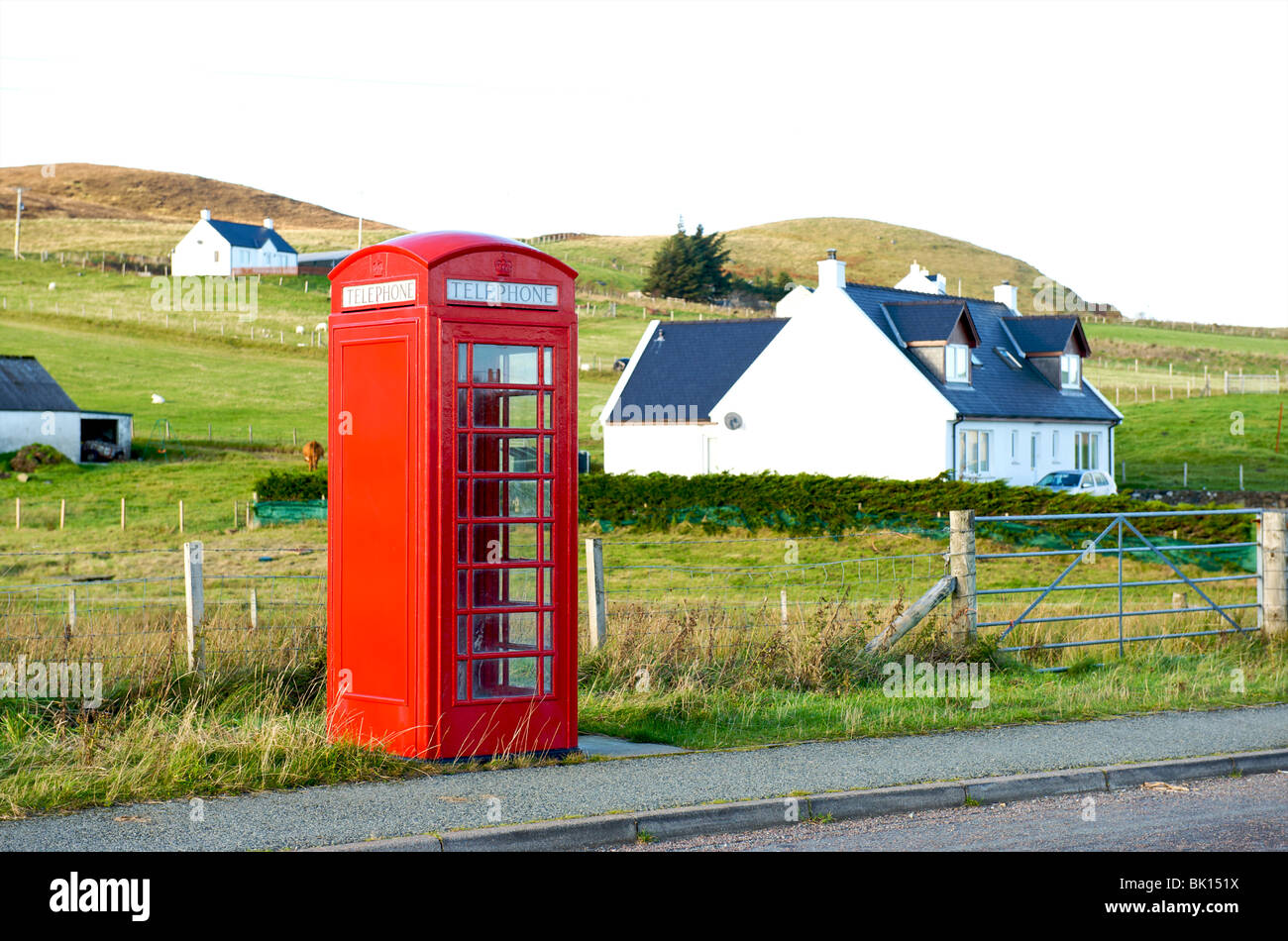Ecosse, île de Skye, cabine téléphonique traditionnel Banque D'Images