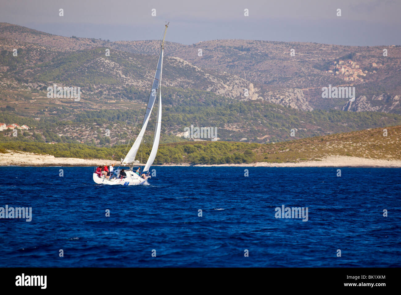 La Voile dans la mer Adriatique Banque D'Images