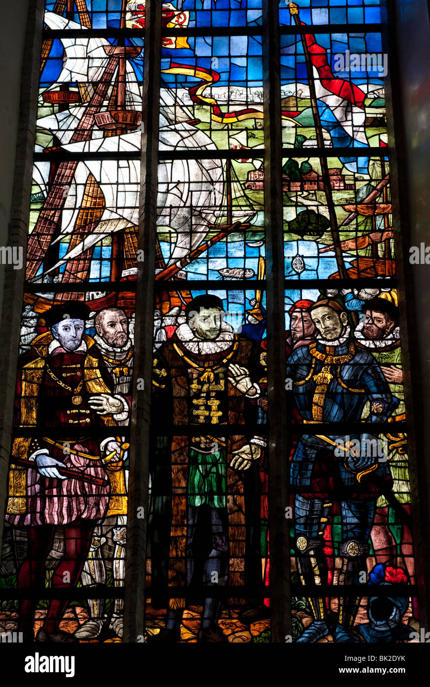 Vitraux de Oude Kerk ou vieille église de Delft aux Pays-Bas Banque D'Images