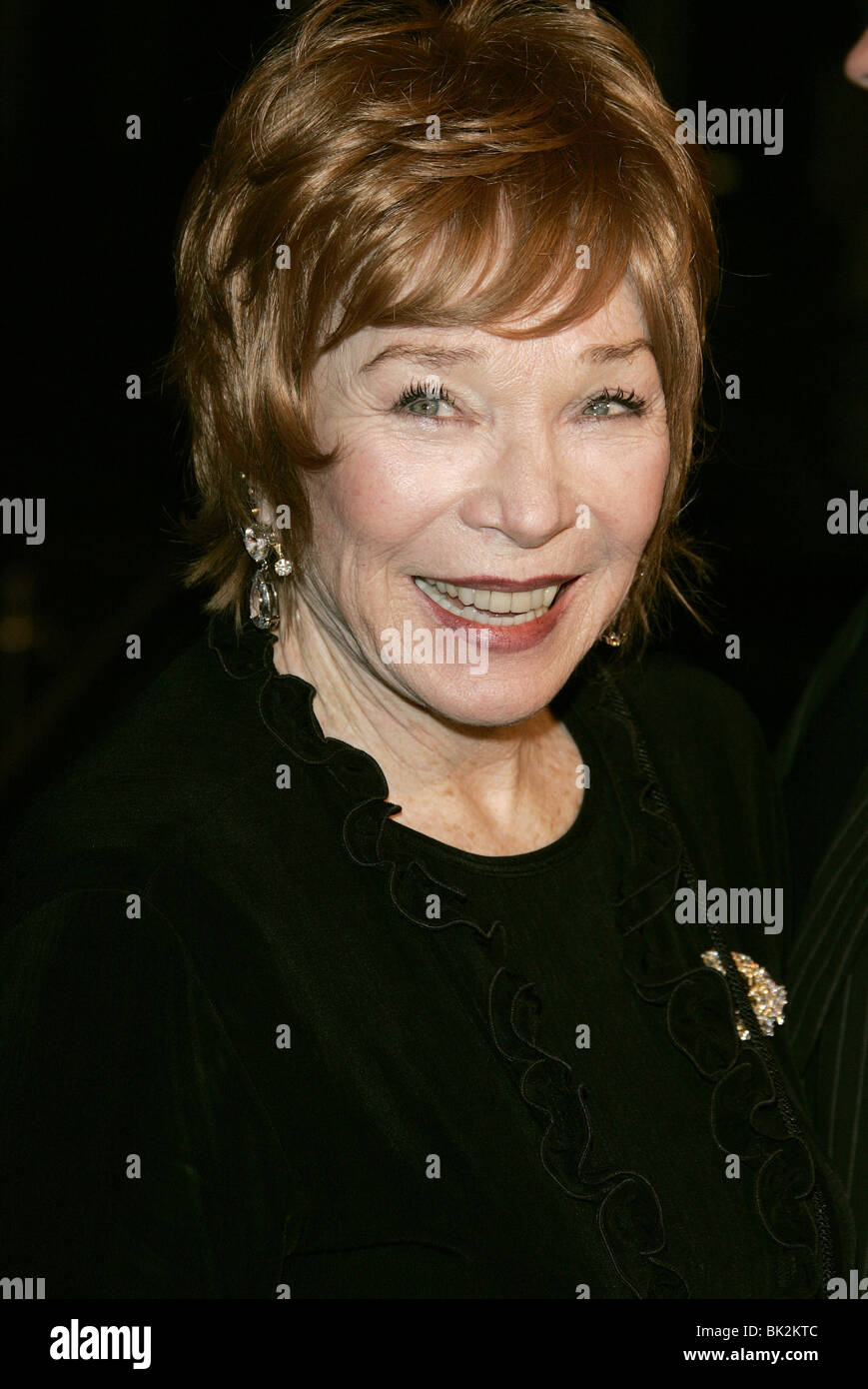 SHIRLEY MACLAINE FILM DREAMGIRLS PREMIERE BEVERLY HILLS LOS ANGELES USA 11 décembre 2006 Banque D'Images