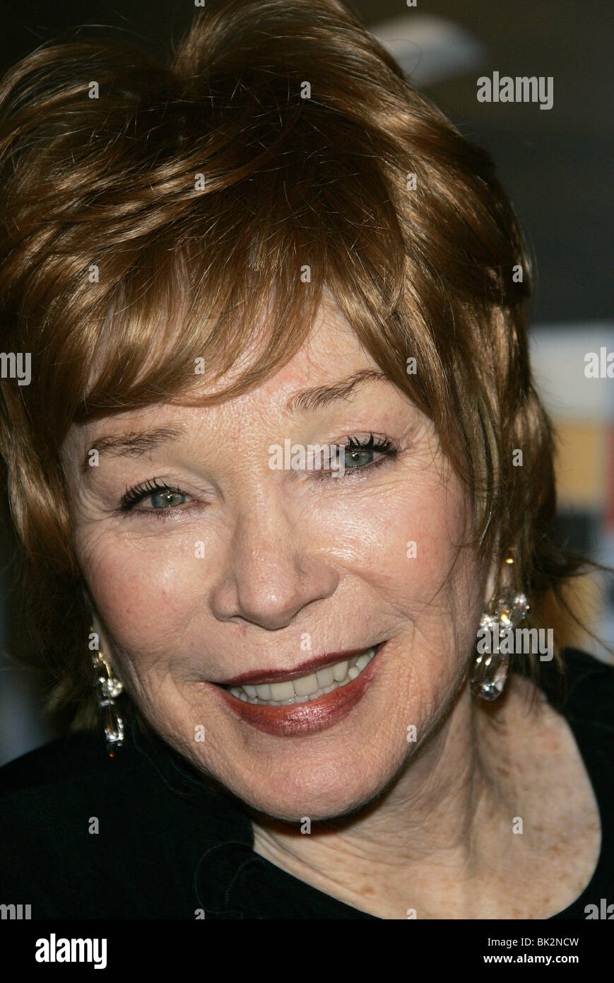 SHIRLEY MACLAINE FILM DREAMGIRLS PREMIERE BEVERLY HILLS LOS ANGELES USA 11 décembre 2006 Banque D'Images