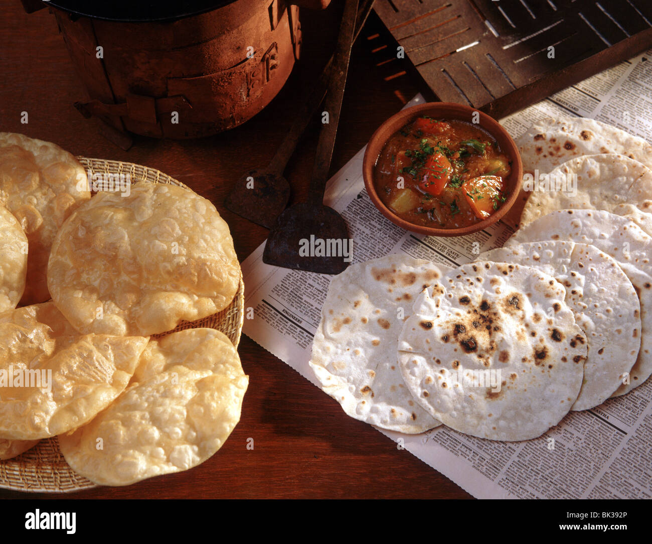 Chapati et pains puri, Inde, Asie Banque D'Images