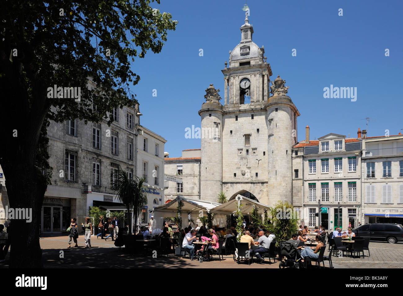 Tour de la rochelle france Banque de photographies et d’images à haute ...