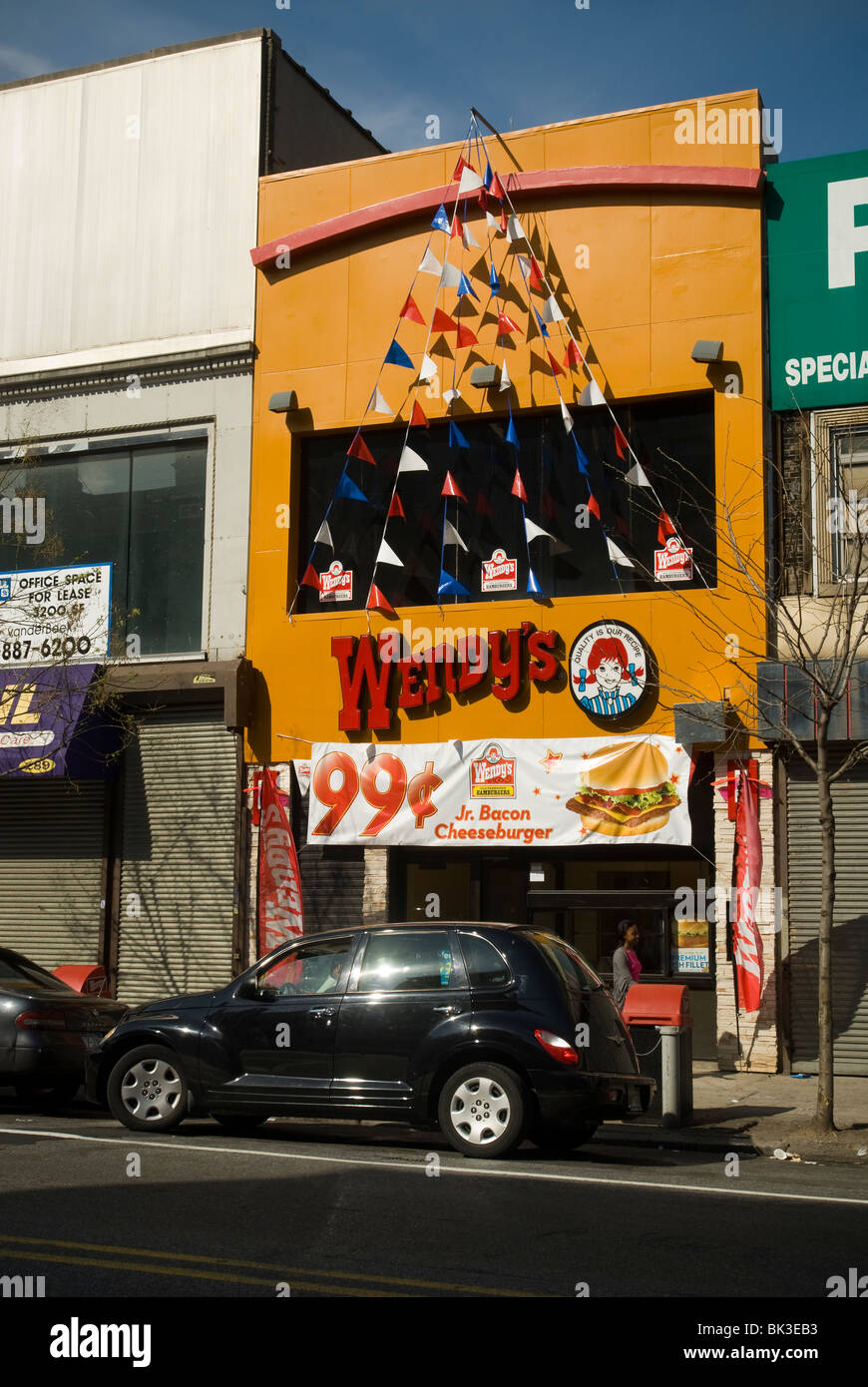 Un Wendy's fast food restaurant au centre-ville de Brooklyn à New York le dimanche 4 avril 2010. (© Richard B. Levine) Banque D'Images