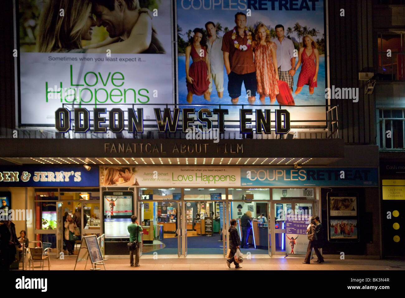 L'Odeon West End, un cinéma sur le côté sud de Leicester Square, London, UK Banque D'Images