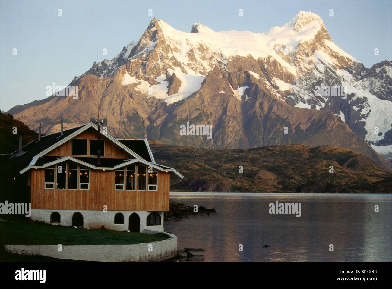 Hosteria Pehoe, dans le Parc National Torres del Paine, Chili Banque D'Images