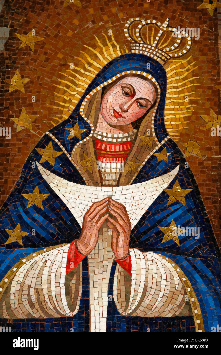 Mosaïque de la basilique de l'Annonciation, Vierge Slovène, Nazareth, Tibériade, Israël, Moyen Orient Banque D'Images