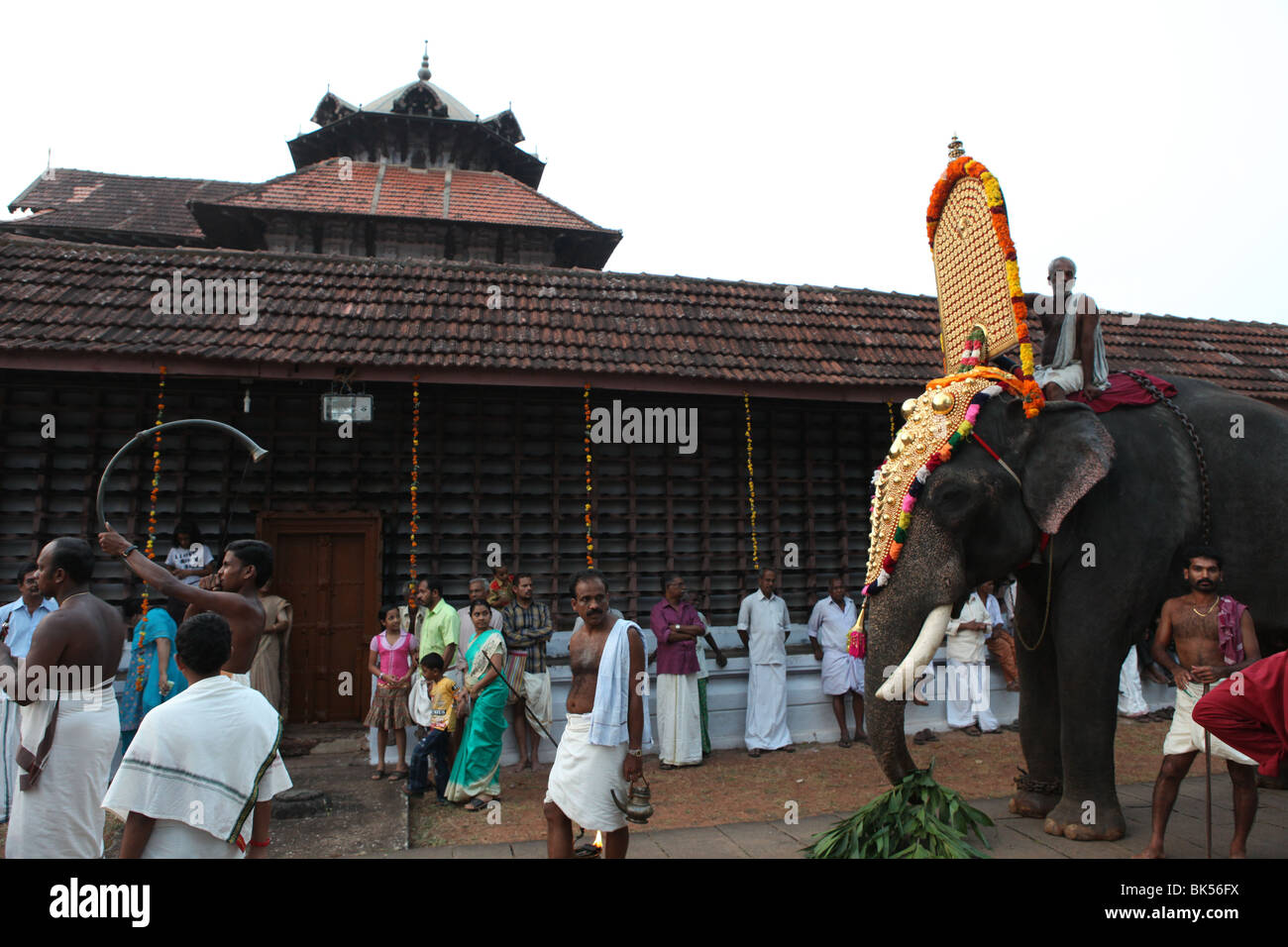 Peruvanam,pooram un festival annuel tenu à peruvanam,temple près de thrissur, célèbre pour chenda melam,surtout panchari melam Banque D'Images