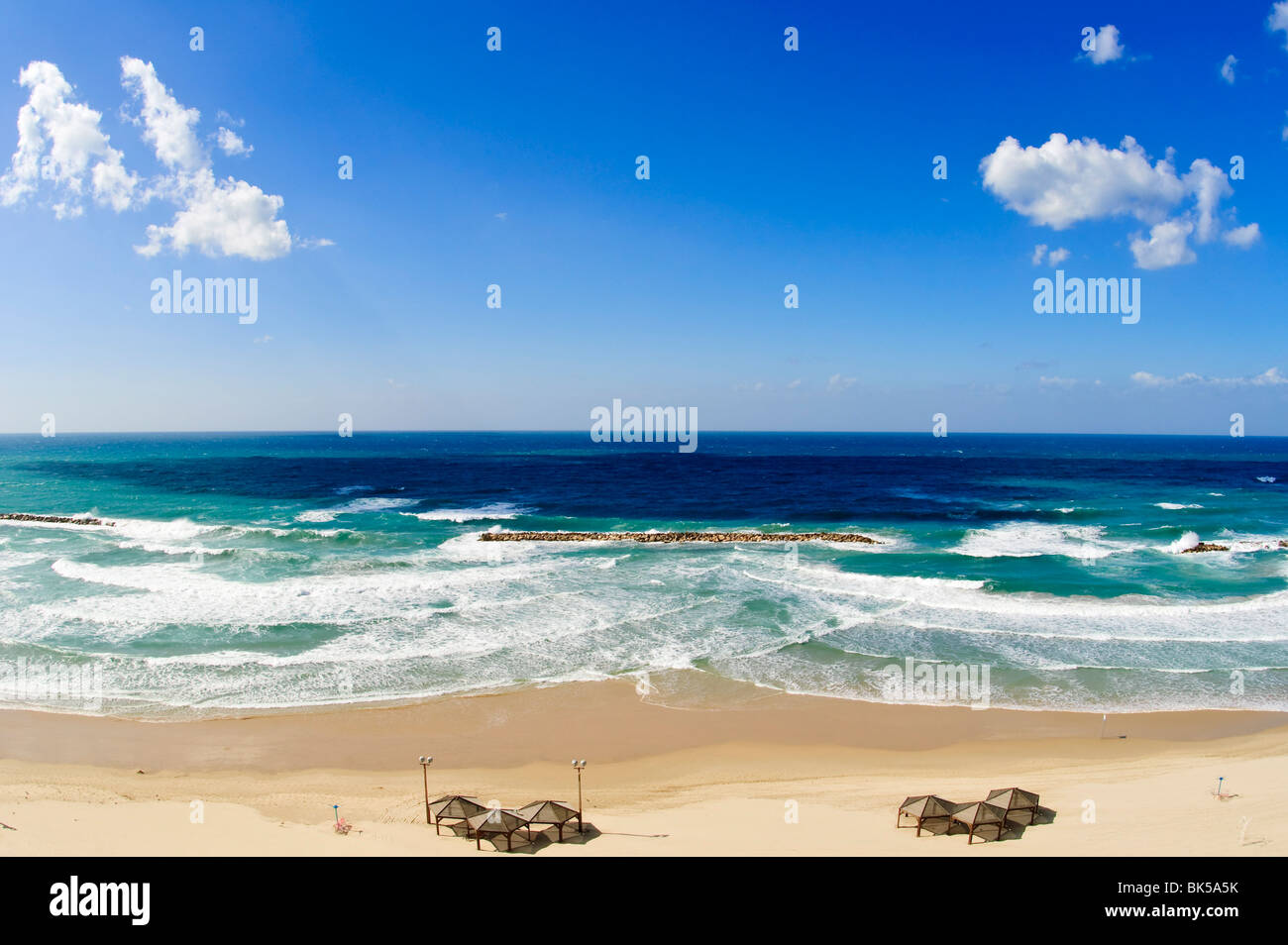Plage de Tel Aviv, Israël, Moyen Orient Banque D'Images